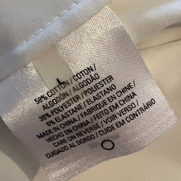 Elie Tahari Blouse Womens Size L White Long Sleeve Button Front Animal Print NWT - Picture 5 of 7